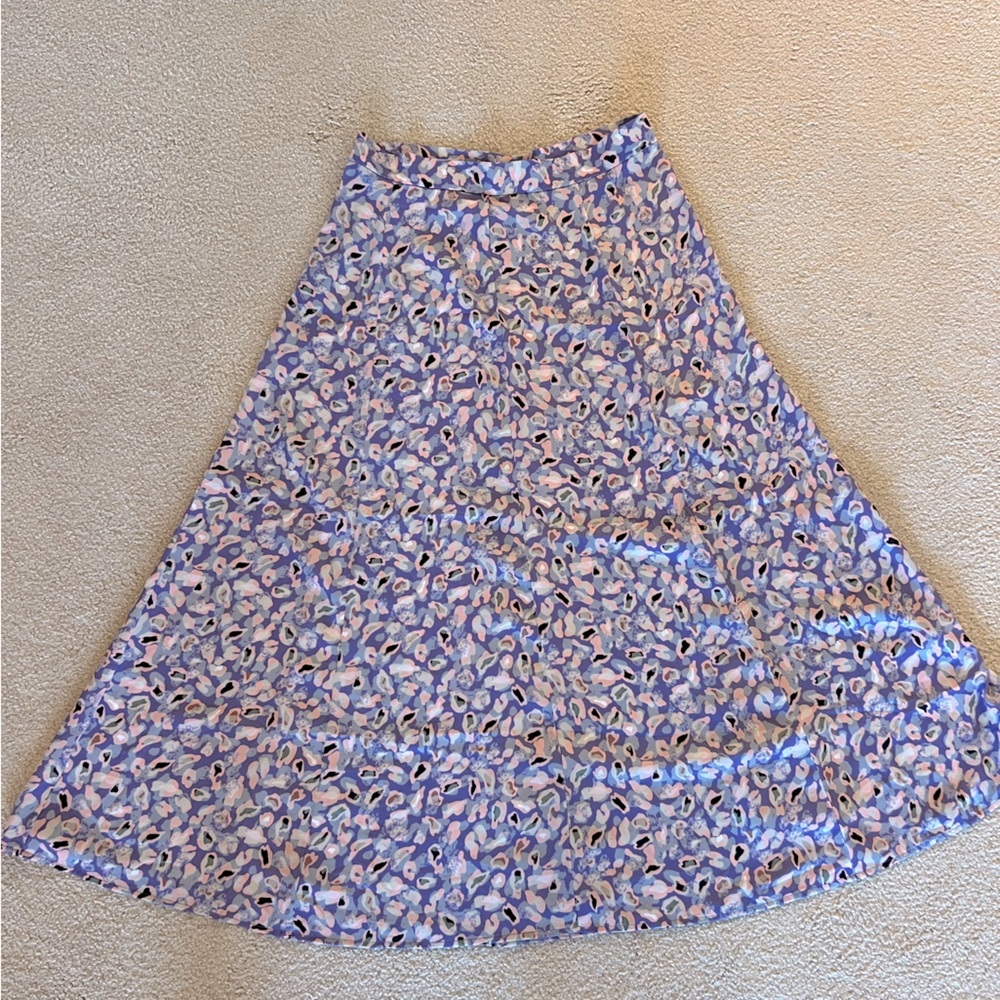 Revolve skirt size S.